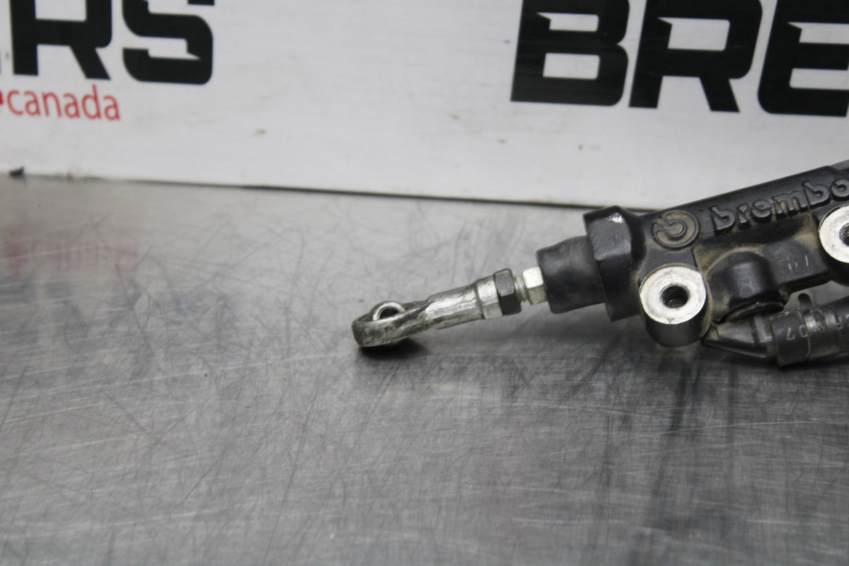 07-08 YAMAHA YZF R1 REAR BACK BRAKE MASTER CYLINDER W RESERVOIR BB771