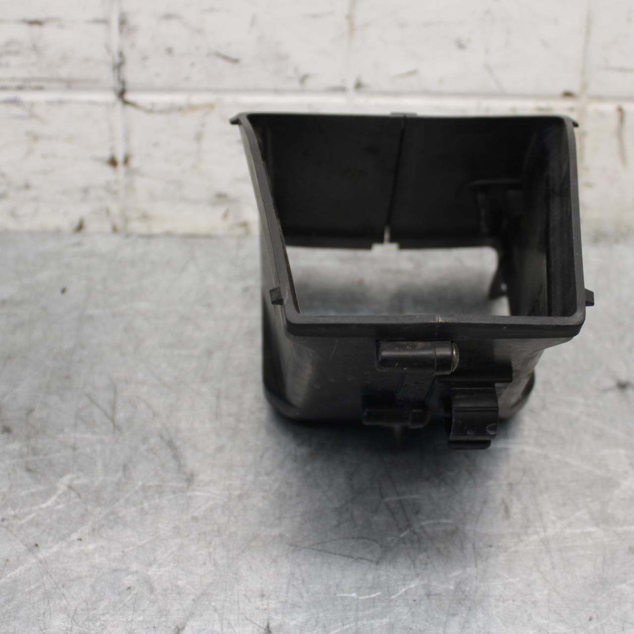2006 07 Yamaha YZF R6 RAM AIR INTAKE TUBE DUCT BB423