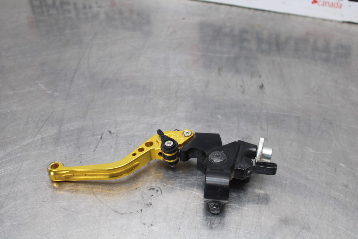17 YAMAHA YZF R6 CLUTCH PERCH MOUNT WITH LEVER  BB922