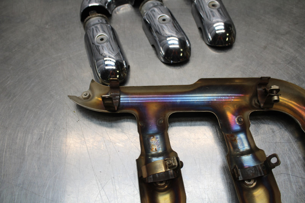 05 TRIUMPH ROCKET III EXHAUST HEADER HEAT SHIELD COVER GUARD BB186
