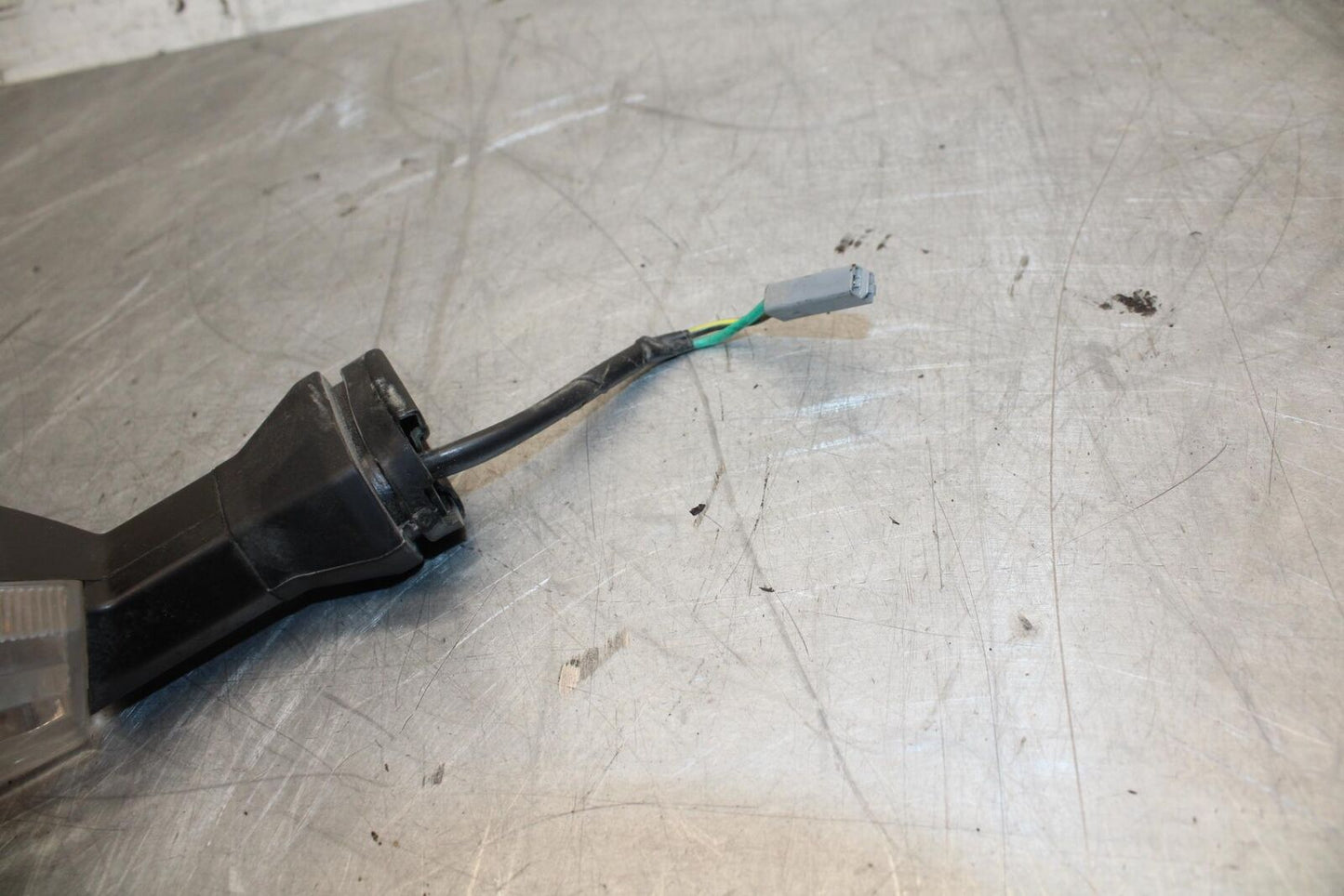 11-14 KAWASAKI VERSYS 650 LE 650C RIGHT FRONT TURN SIGNAL LIGHT INDICATOR BB498