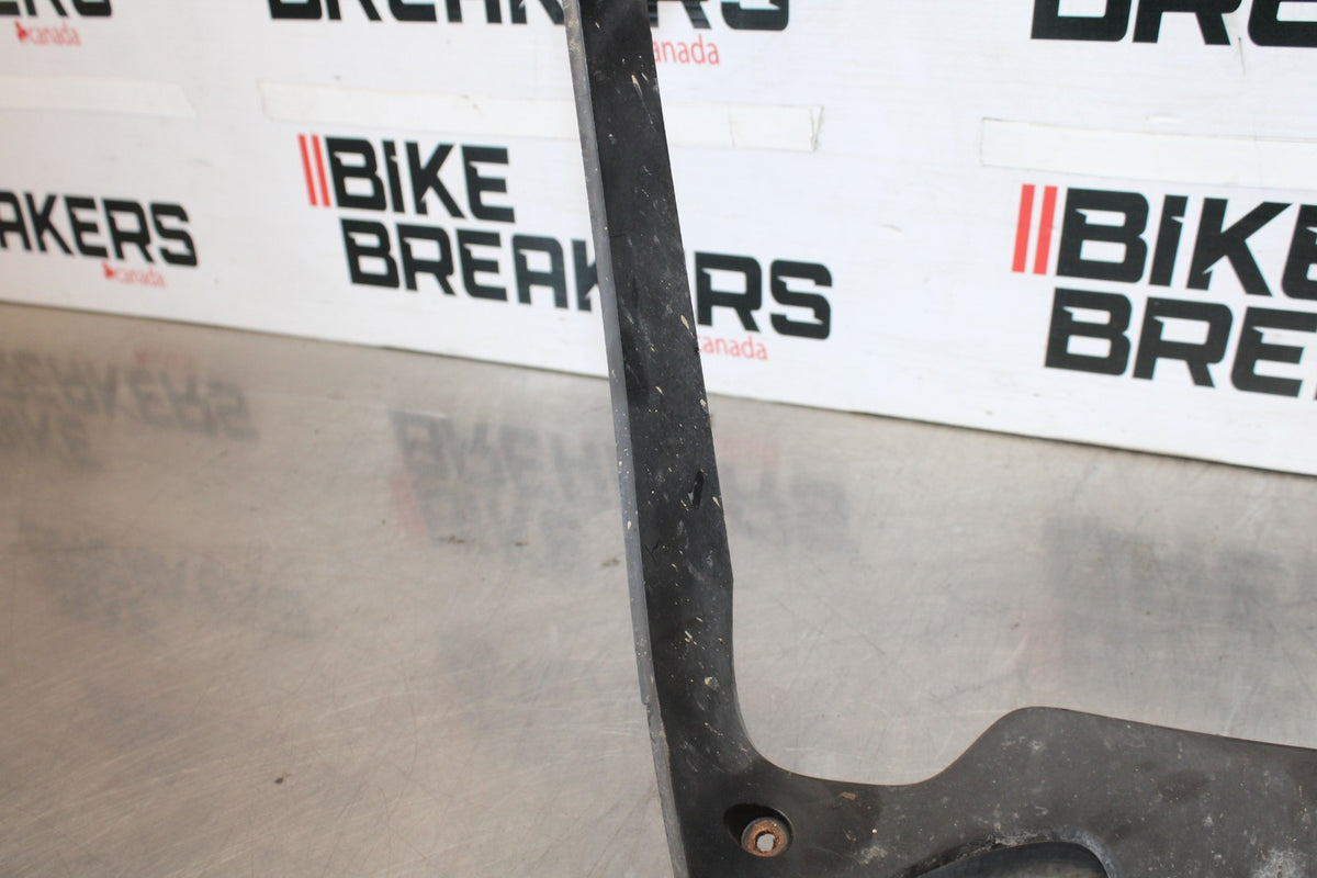 06-07 HONDA INTERCEPTOR 800 VFR800 FRONT INNER EXHAUST V FAIRING COWL BB917