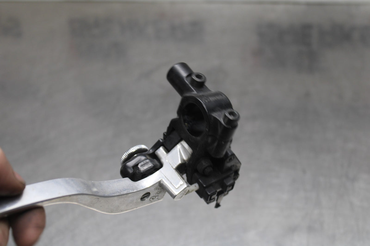 23 KAWASAKI Z900RS CLUTCH PERCH MOUNT WITH LEVER  BB935