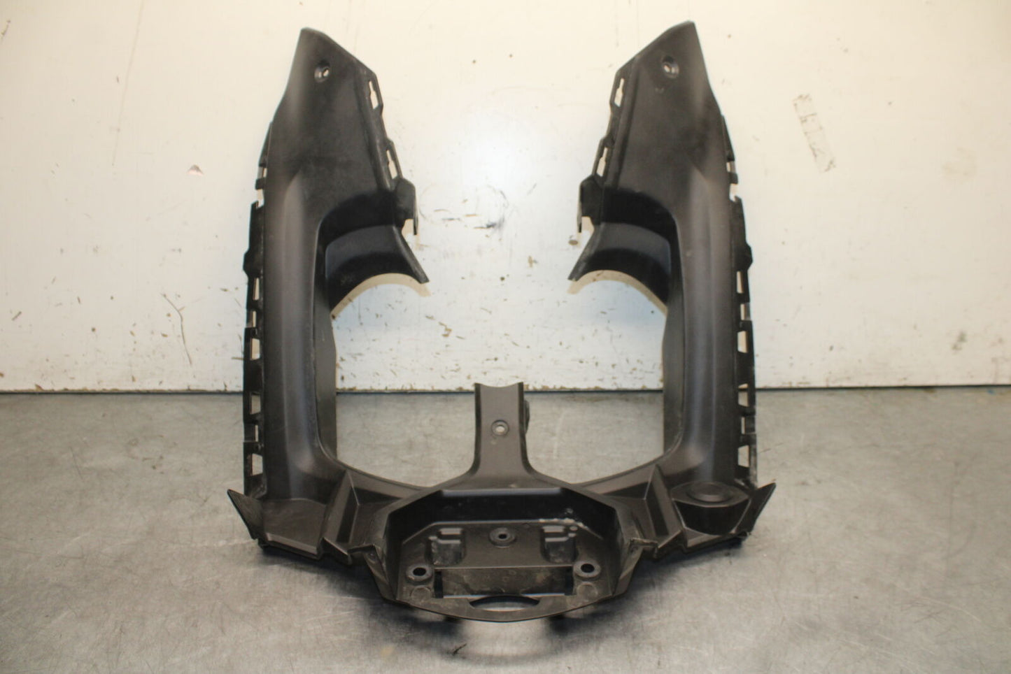 18-24 KAWASAKI NINJA 650 FRONT CENTER GAUGE COWL FAIRING BB725