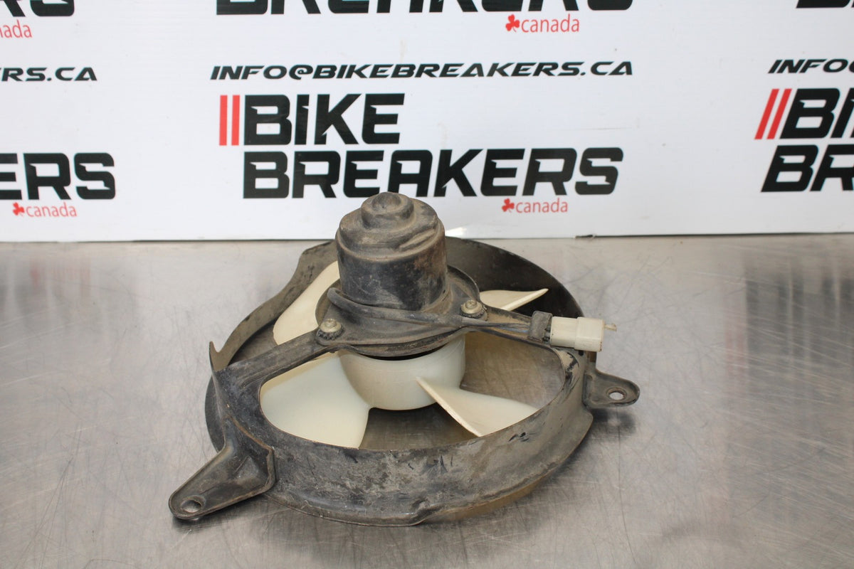 76-77 HONDA GOLDWING 1000 ENGINE RADIATOR COOLING FAN BB171