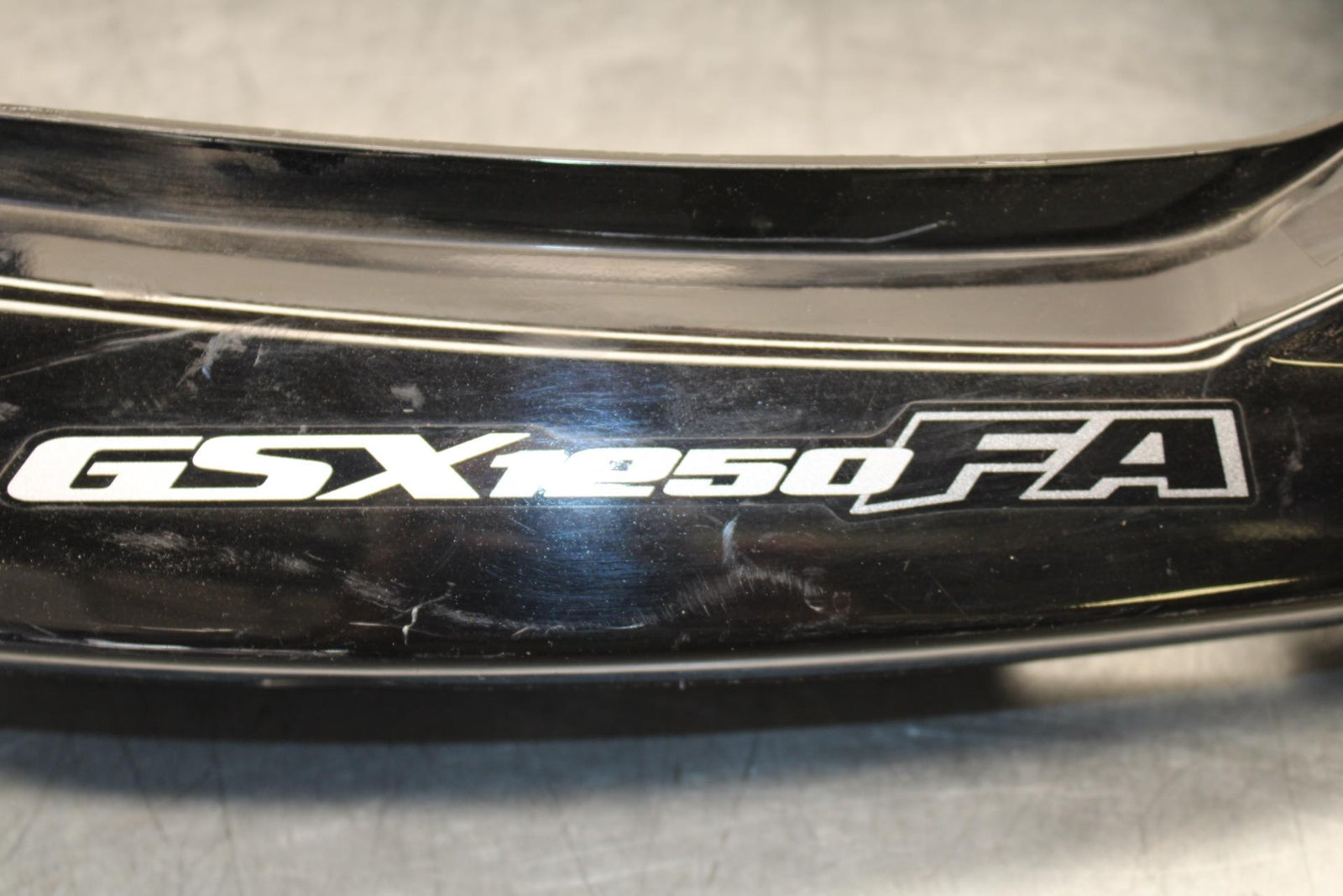 2013 SUZUKI BANDIT 1250S ABS REAR BACK TAIL FAIRING COWL SHROUD BB238