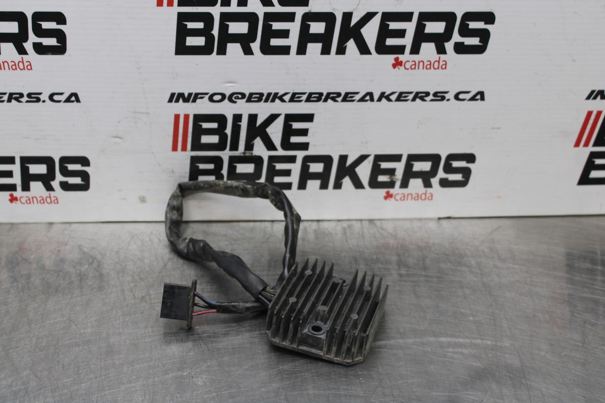 08 HONDA CBR125R RECTIFIER VOLTAGE REGULATOR BB804