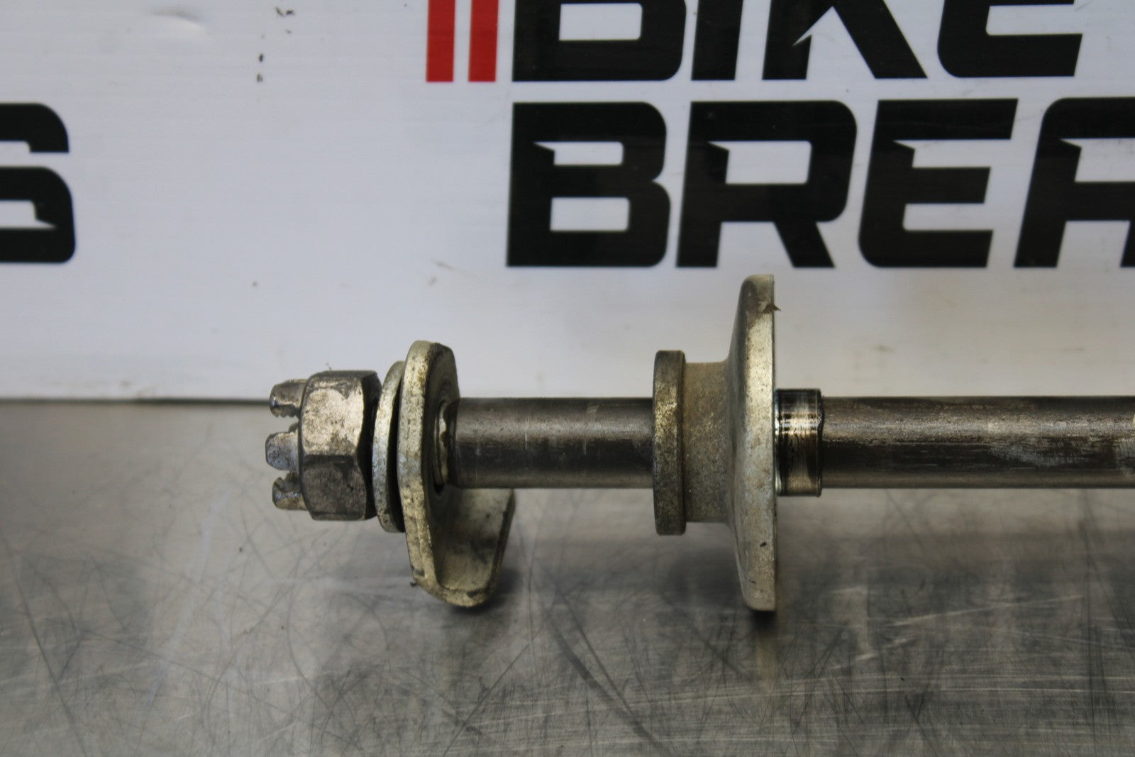 08-18 KAWASAKI KLR650 REAR AXLE BACK WHEEL RIM PIVOT BOLT AXEL BB183