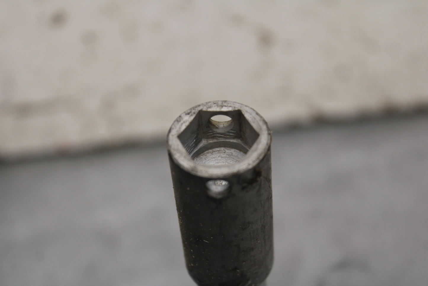 14 HONDA CTX1300A FRONT WHEEL RIM AXLE PIVOT BOLT BB732