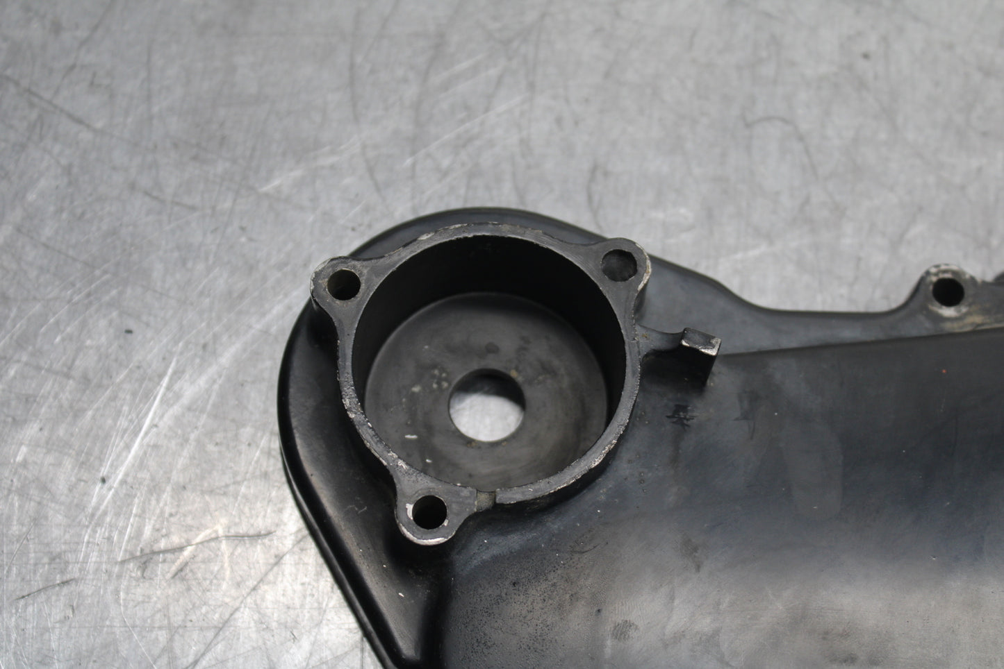 84 HONDA INTERCEPTOR 750 VF750F ENGINE SPROCKET COVER BB108