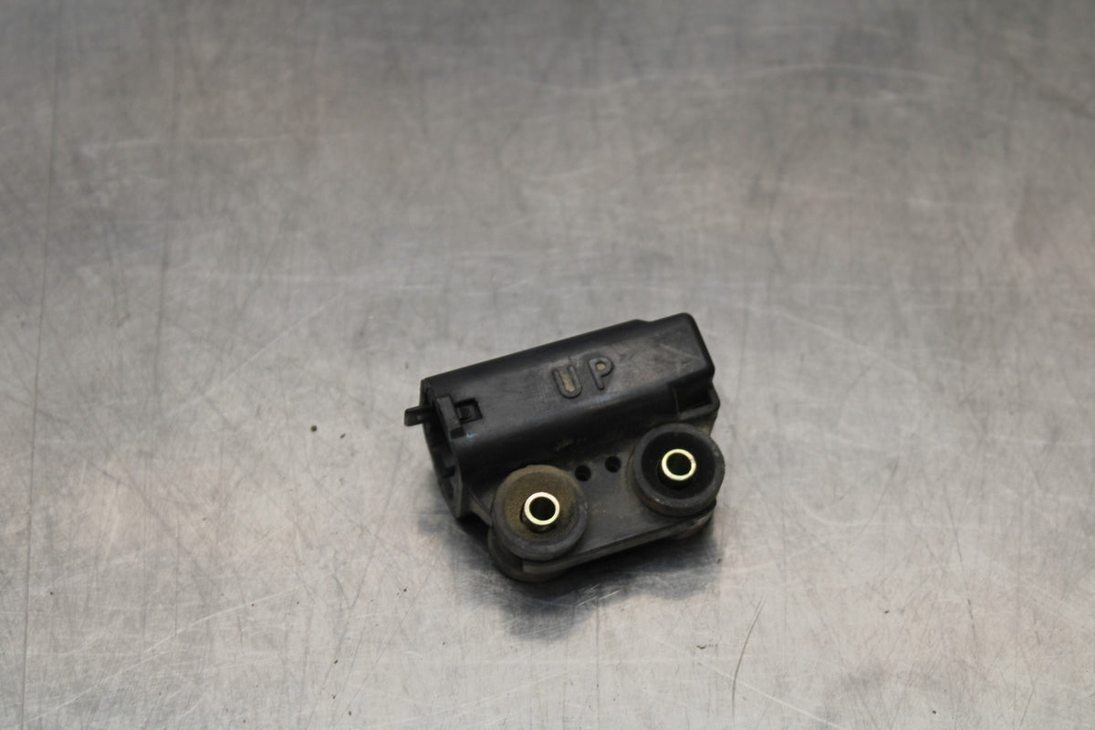 05 TRIUMPH ROCKET III TIP OVER BANK ANGLE CRASH SENSOR SWITCH  BB186
