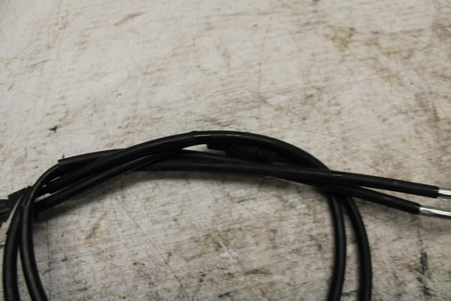 16-21 YAMAHA XSR900 THROTTLE CABLES LINES BB370
