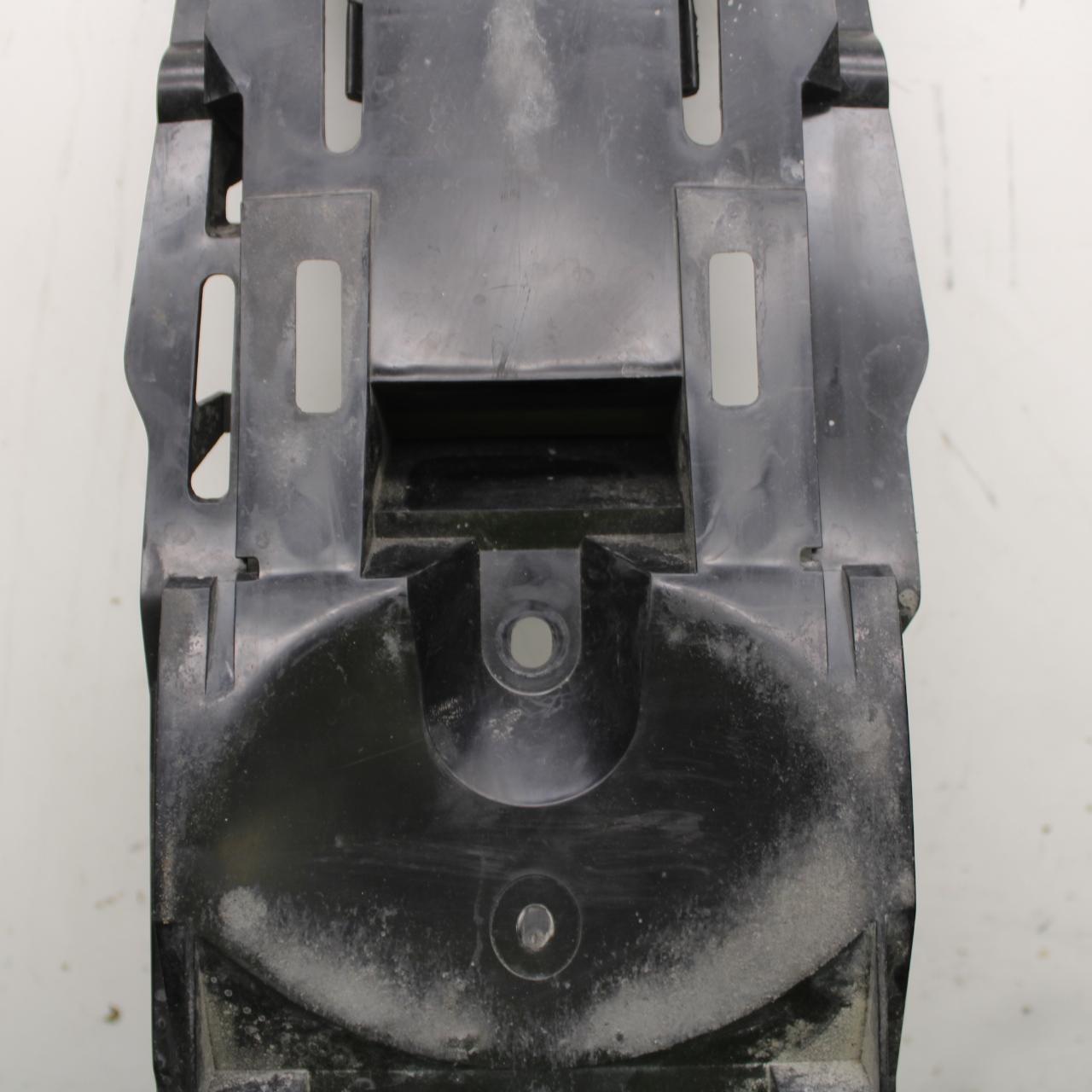 06-07 SUZUKI GSXR750 REAR BACK TAIL UNDERTAIL BATTERY TRAY PLASTIC BB645