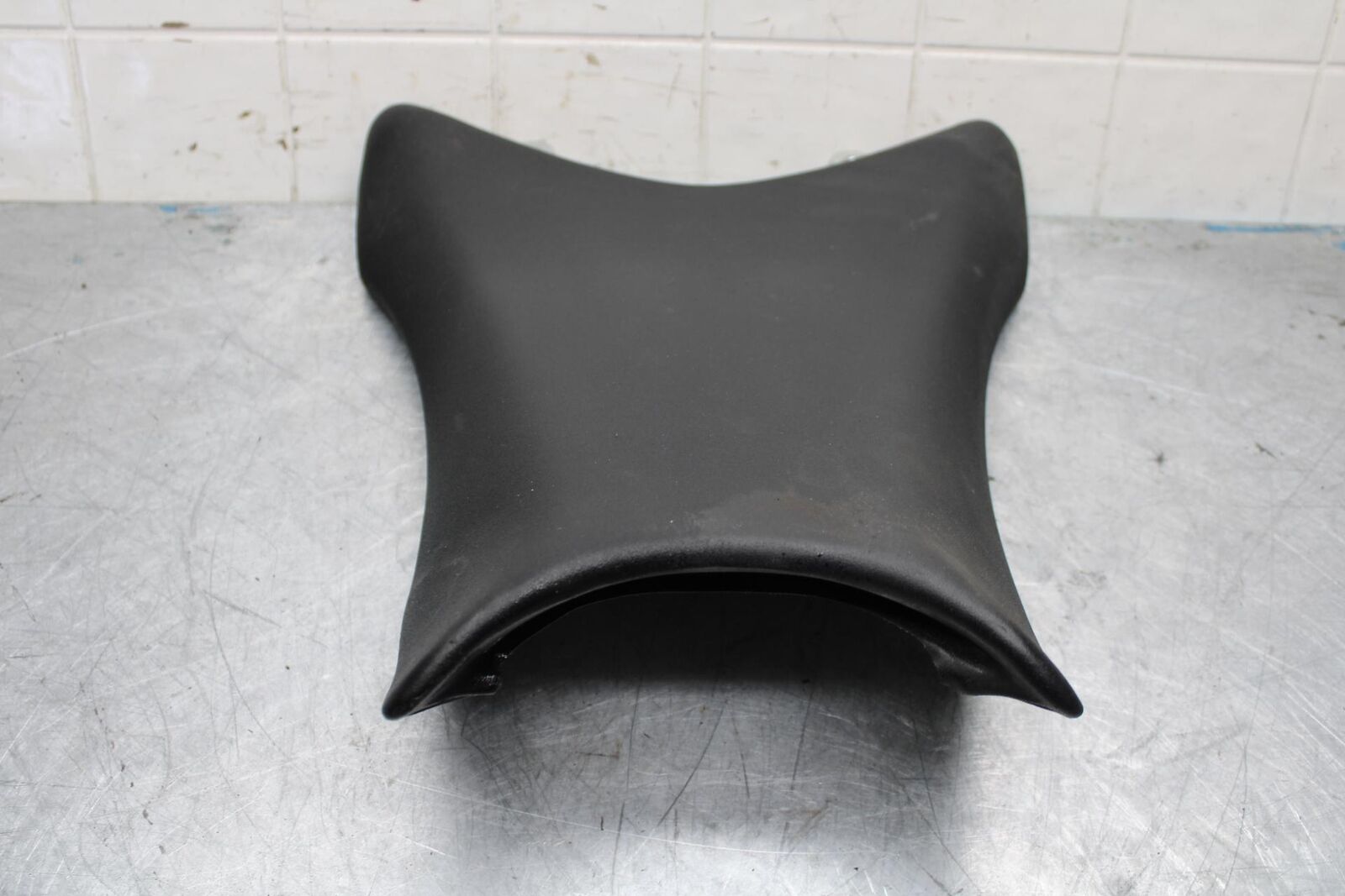 11-15 KAWASAKI ZX1000R FRONT DRIVERS SEAT PAD SADDLE PILLION BB445