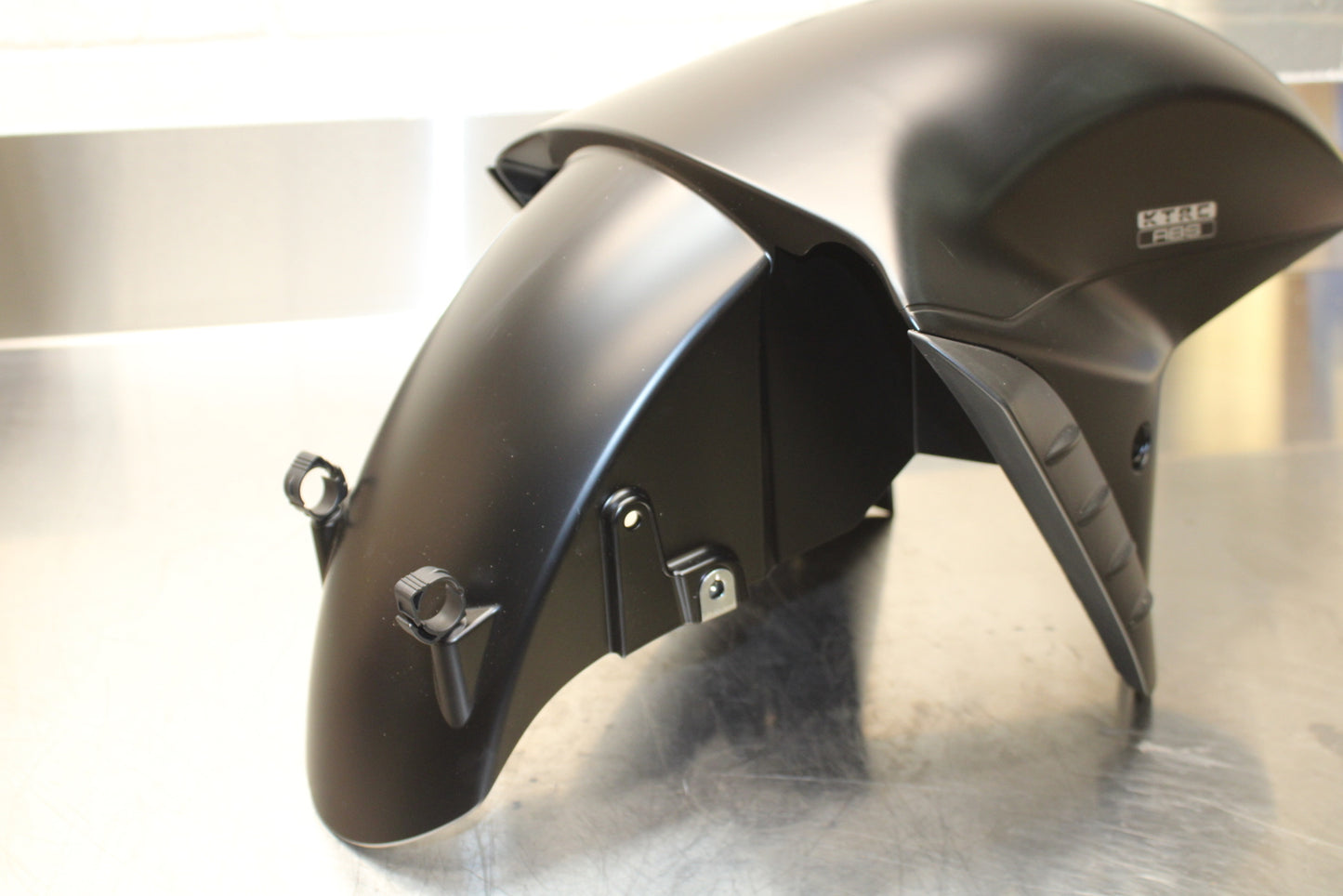 23-24 KAWASAKI NINJA ZX14R FRONT WHEEL FENDER COWL FAIRING BB141