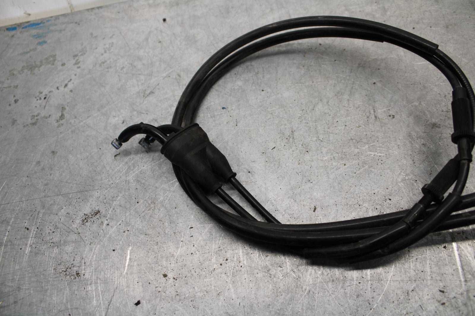 06-07 KAWASAKI NINJA ZX14R THROTTLE CABLES LINES BB433