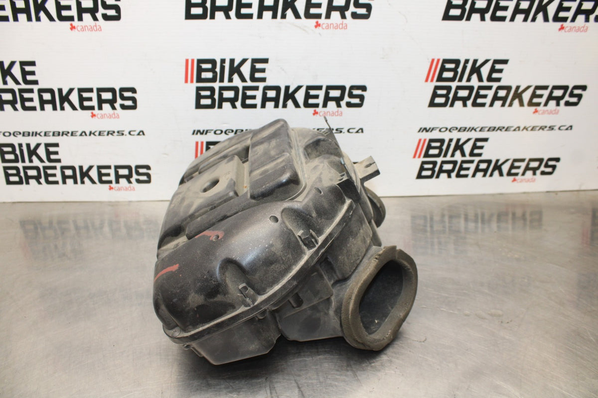 06-07 SUZUKI GSXR600 AIRBOX AIR INTAKE FILTER BOX BB836