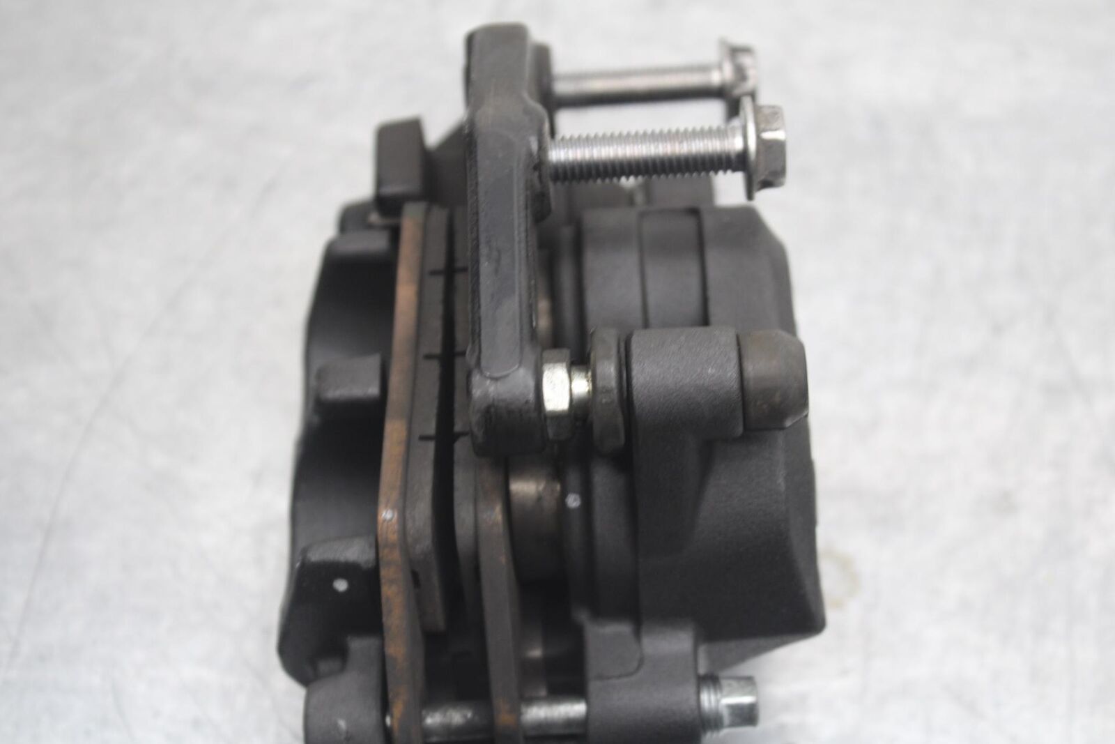 12-17 KAWASAKI ER-6N Z650 RIGHT LEFT FRONT BRAKE CALIPER SET PAIR  BB607