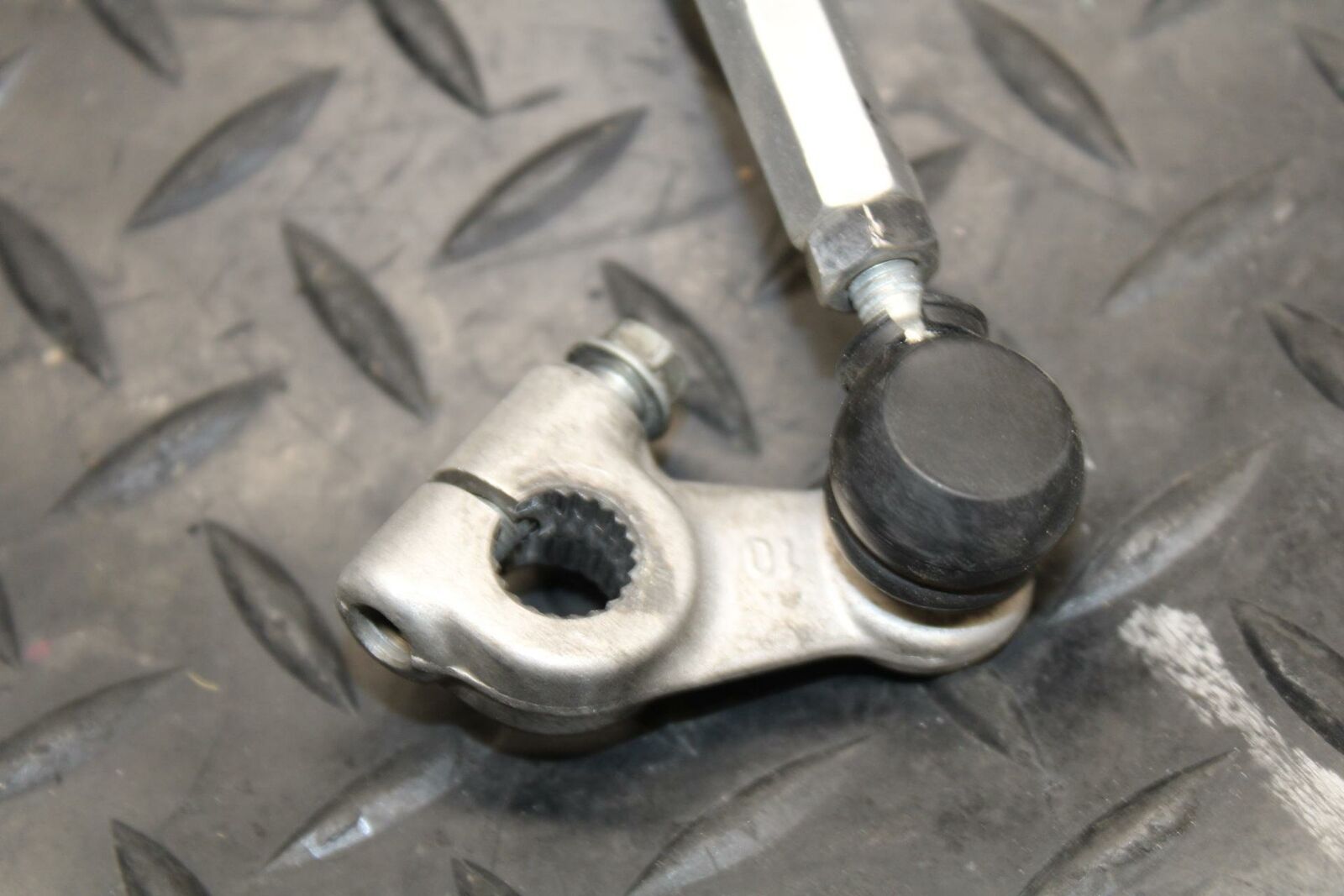 08-09 SUZUKI GSXR600 SHIFTER LINKAGE SHIFT LINK PEDAL BB204