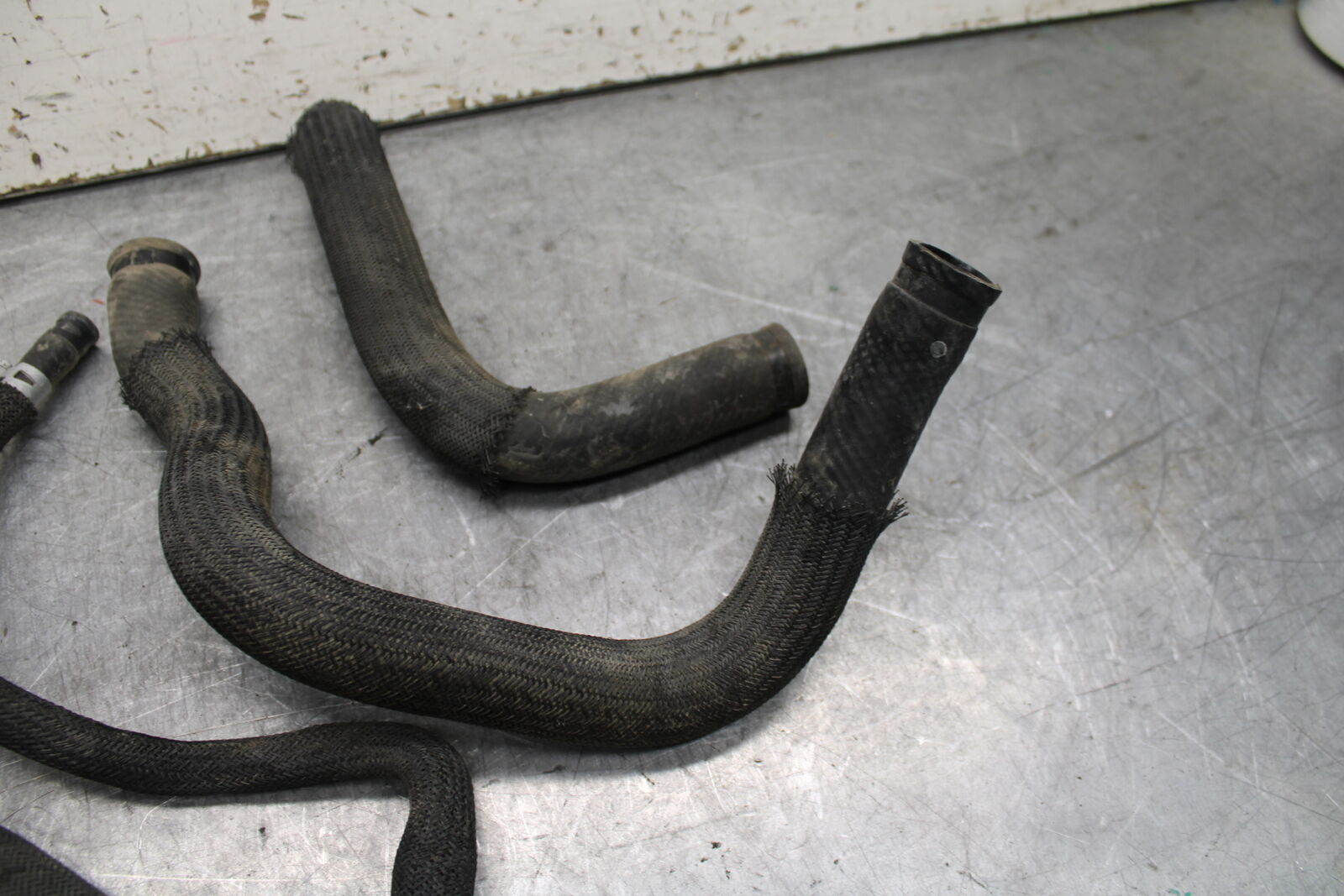 08-10 SUZUKI GSXR 600 RADIATOR HOSES ENGINE COOLANT WATER PIPES HOSE SET  BB721