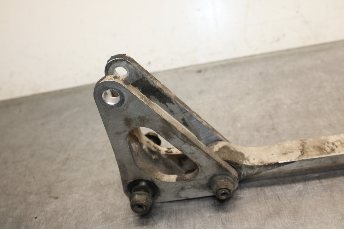 00-01 YAMAHA YZF R1 REAR DOGBONE SHOCK LINKAGE LINK BB755