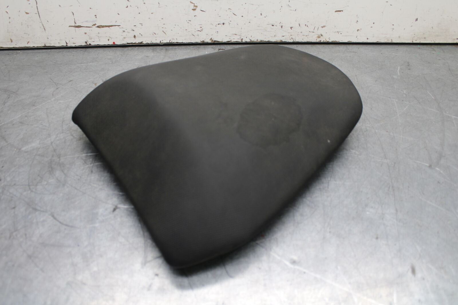 12-17 KAWASAKI ER-6N Z650 REAR BACK PASSENGER TANDEM SEAT PAD SADDLE  BB709