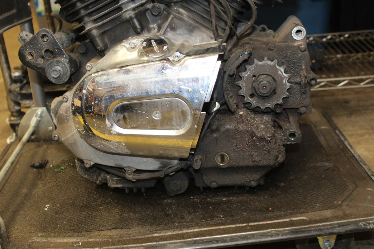 02 KAWASAKI VULCAN 800 VN800B CLASSIC ENGINE MOTOR BB862