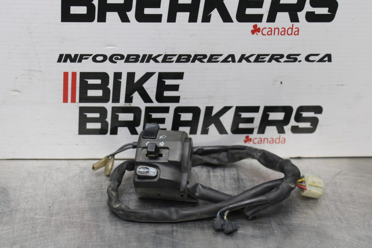 07 YAMAHA YZF R1 LEFT CLIP ON HANDLE HORN SIGNALS SWITCH SWITCHES BB826