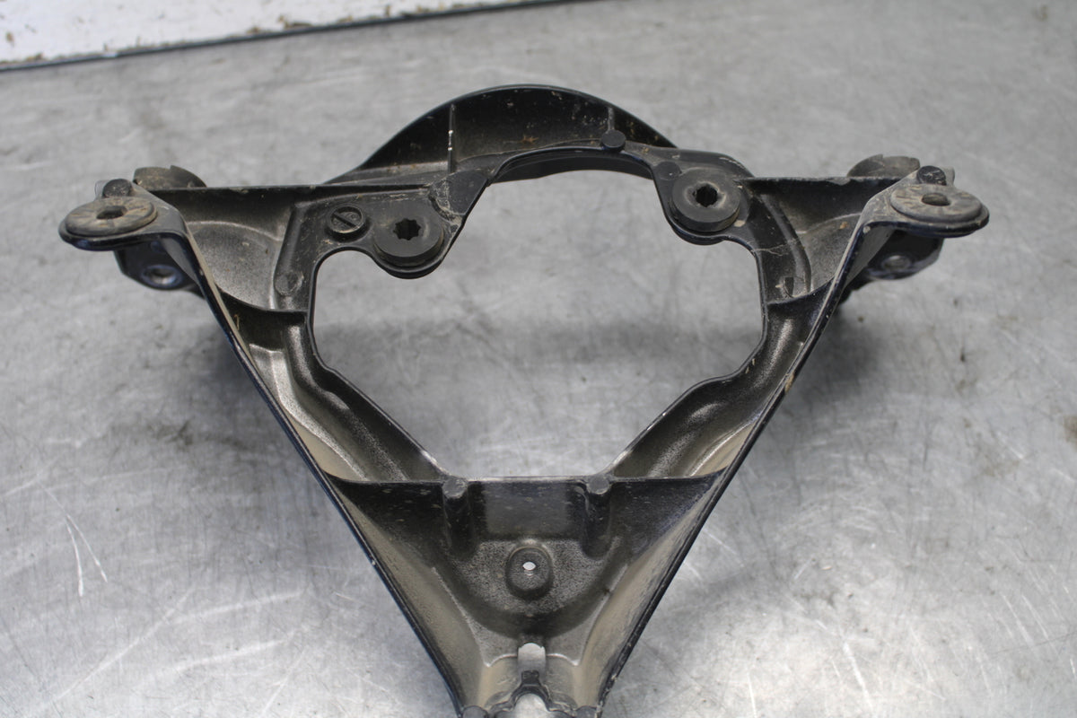 06-07 SUZUKI GSXR 600 UPPER FAIRING MIRROR GAUGES STAY BRACKET BB694