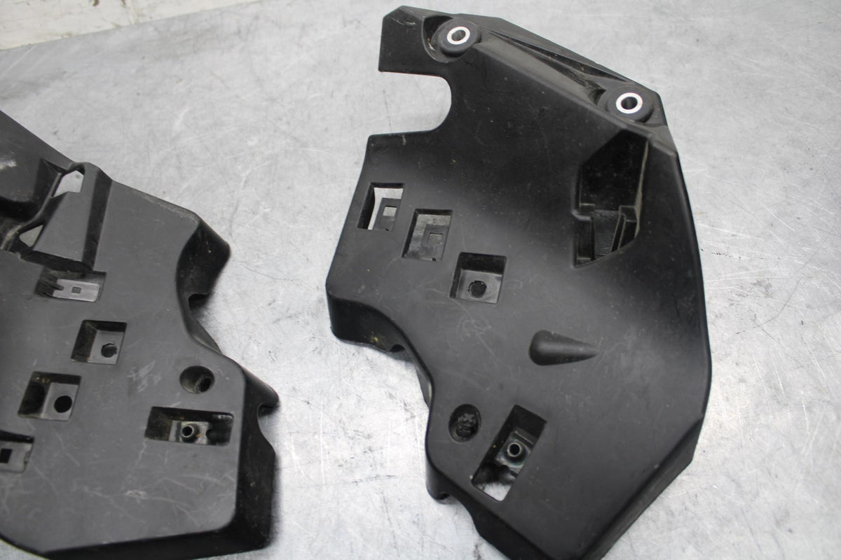 2015 Yamaha FJ09 RIGHT LEFT INNER FAIRINGS COWLS PANELS TRIMS BB41