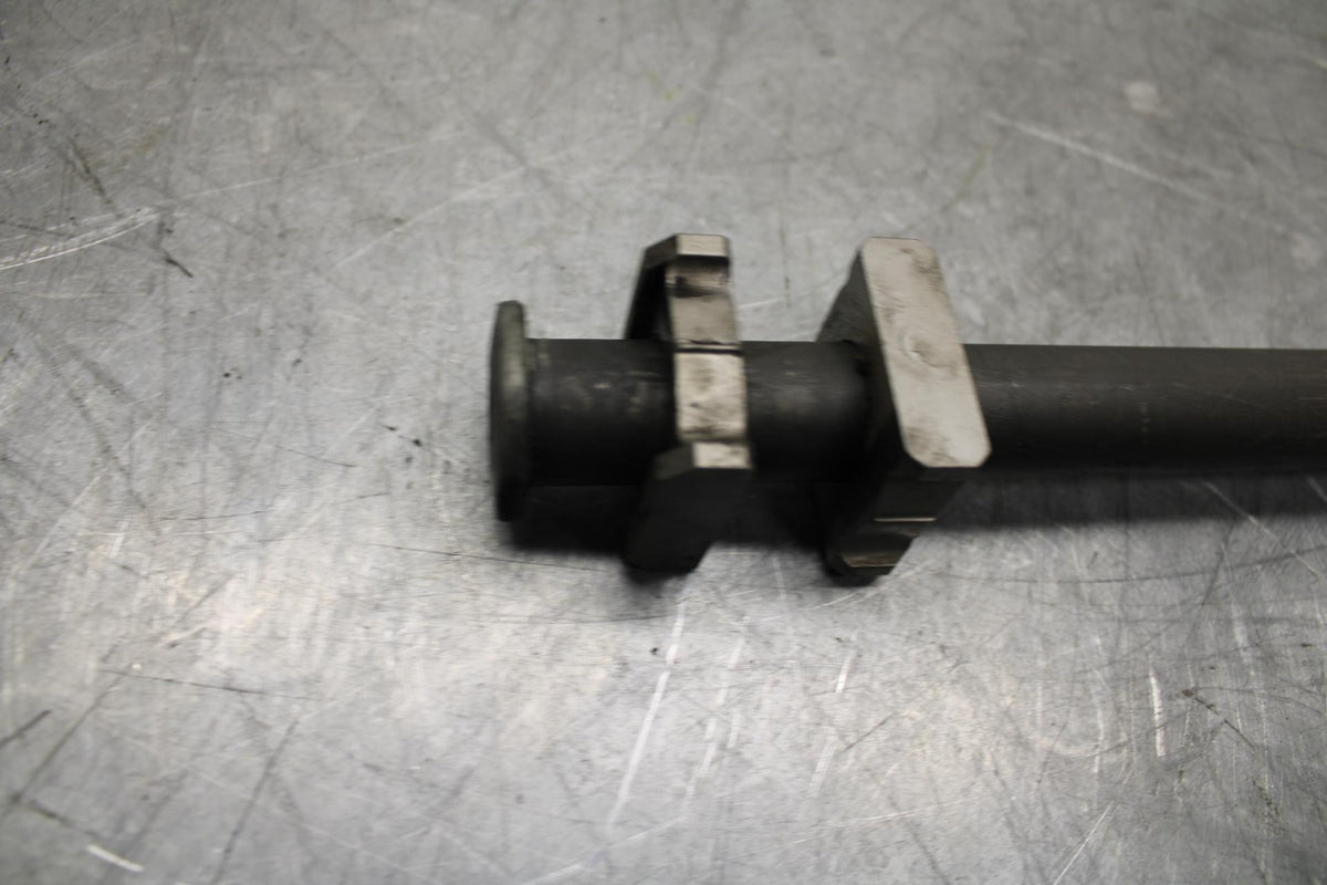09-12 HONDA CBR600RR REAR AXLE BACK WHEEL  PIVOT BOLT AXEL 42301-MEE-D00 BB450