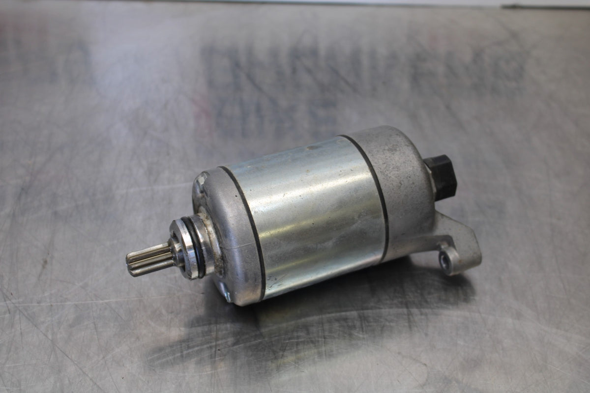 09 YAMAHA V STAR 950 ENGINE STARTING STARTER MOTOR -DC 12V BB172