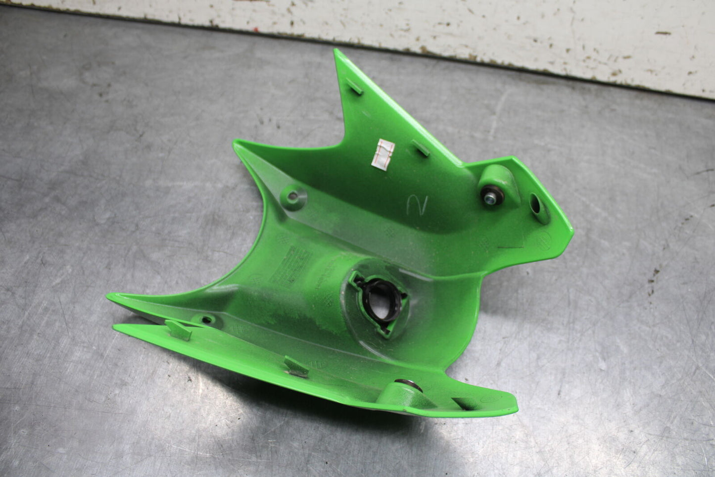 18-24 KAWASAKI NINJA 650 IGNITION TRIM PANEL COVER BB725