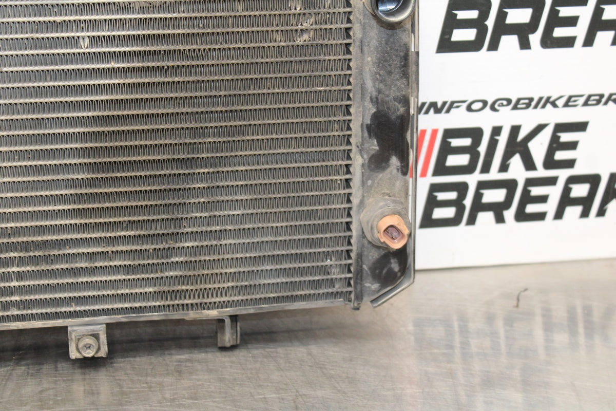 06 KAWASAKI Z750 ENGINE RADIATOR MOTOR COOLER COOLING RADIATER BB837