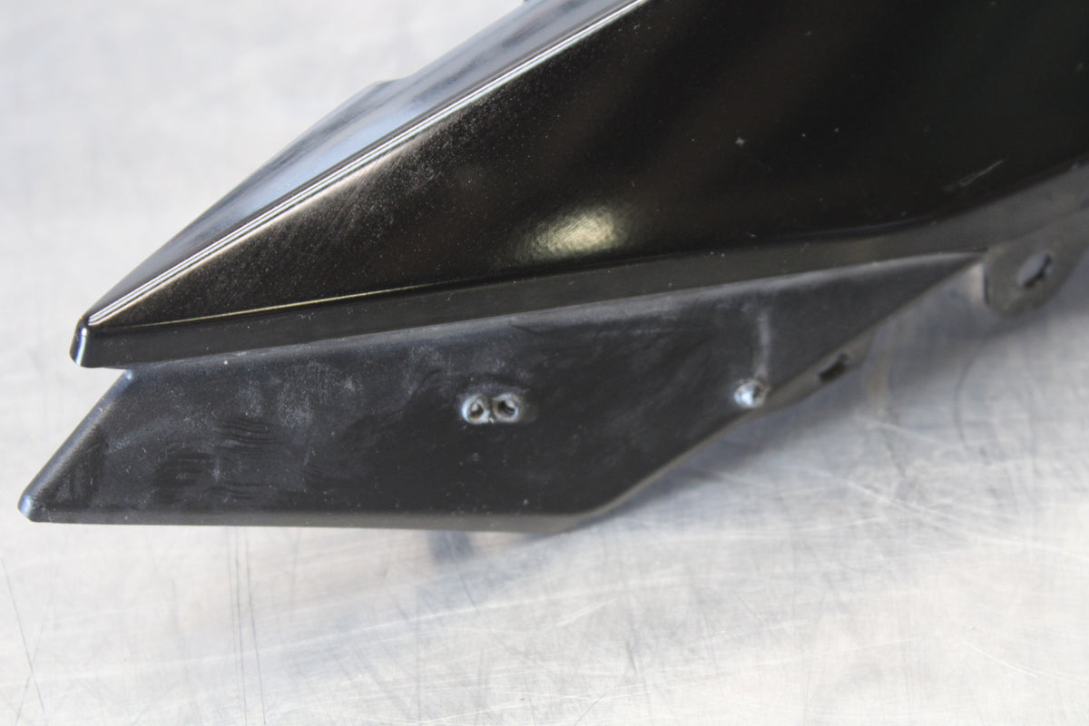 09-15 YAMAHA FZ6R RIGHT REAR BACK TAIL FAIRING COWL SHROUD BB161