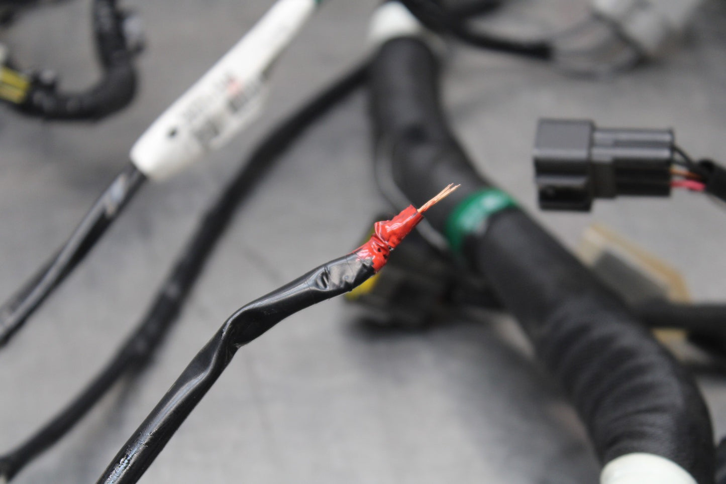 23-24 KAWASAKI NINJA ZX14R NEW!!  MAIN ENGINE WIRING HARNESS WIRE LOOM BB764