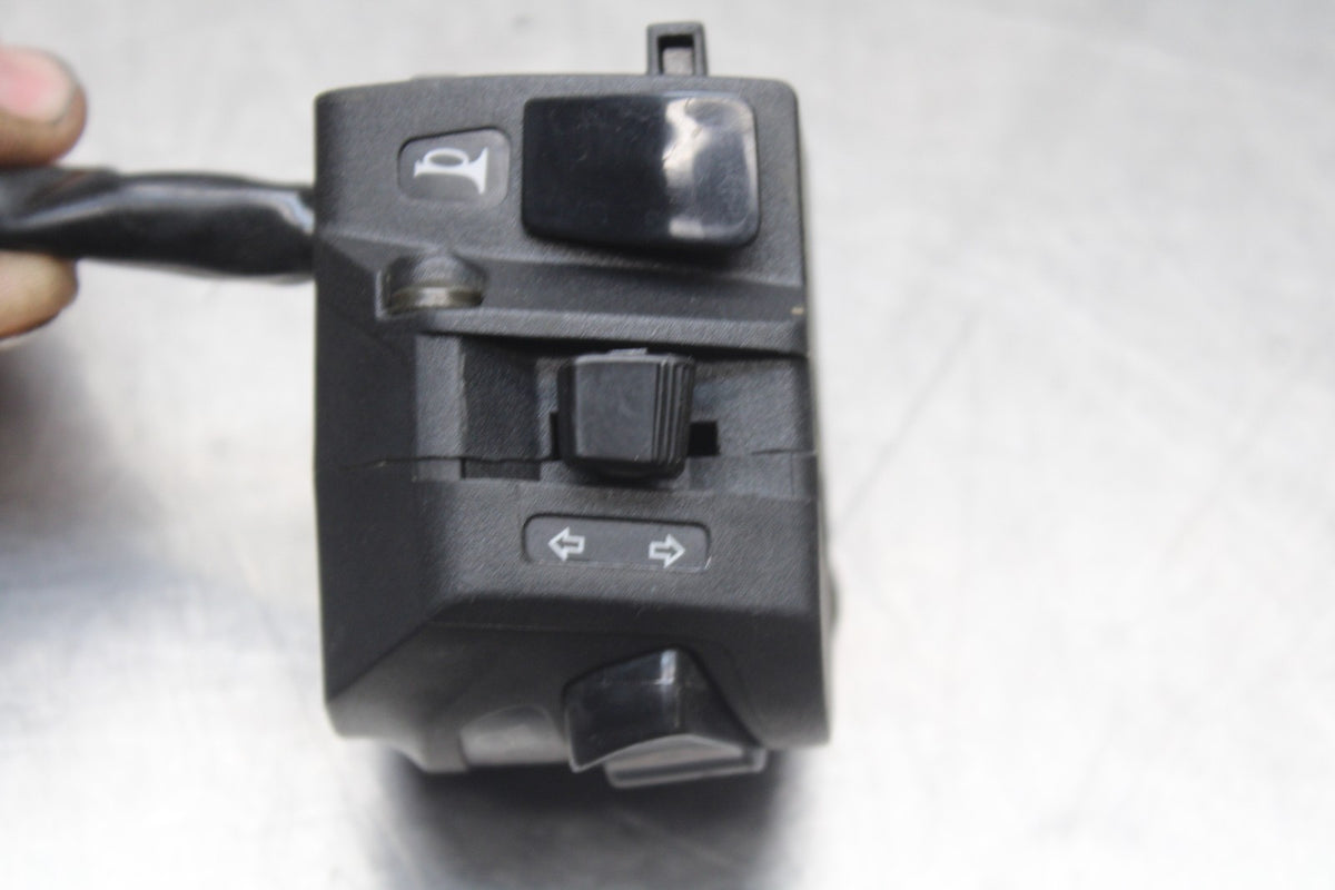 13-16 KTM 390 DUKE LEFT CLIP ON HANDLE HORN SIGNALS SWITCH SWITCHES BB649