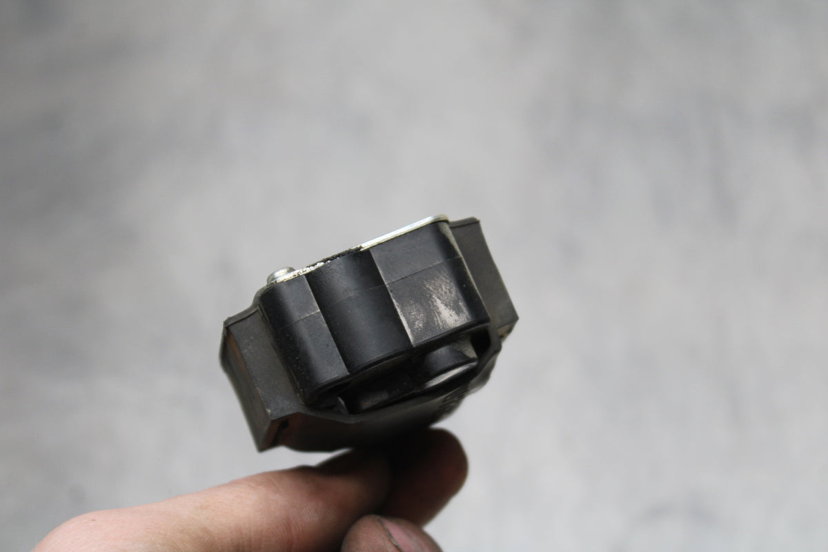 09 YAMAHA ROYAL STAR XVZ1300TF VENTURE TIP OVER BANK ANGLE CRASH SENSOR BB151