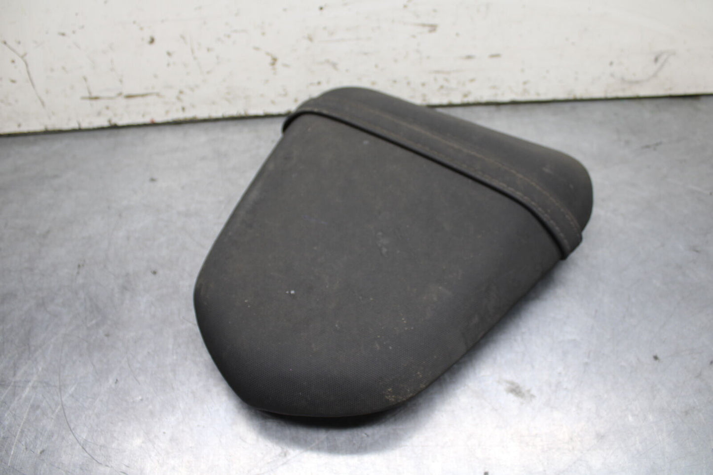 14-15 KAWASAKI NINJA 650 EX650F ABS REAR PASSENGER TANDEM SEAT PAD SADDLE BB741