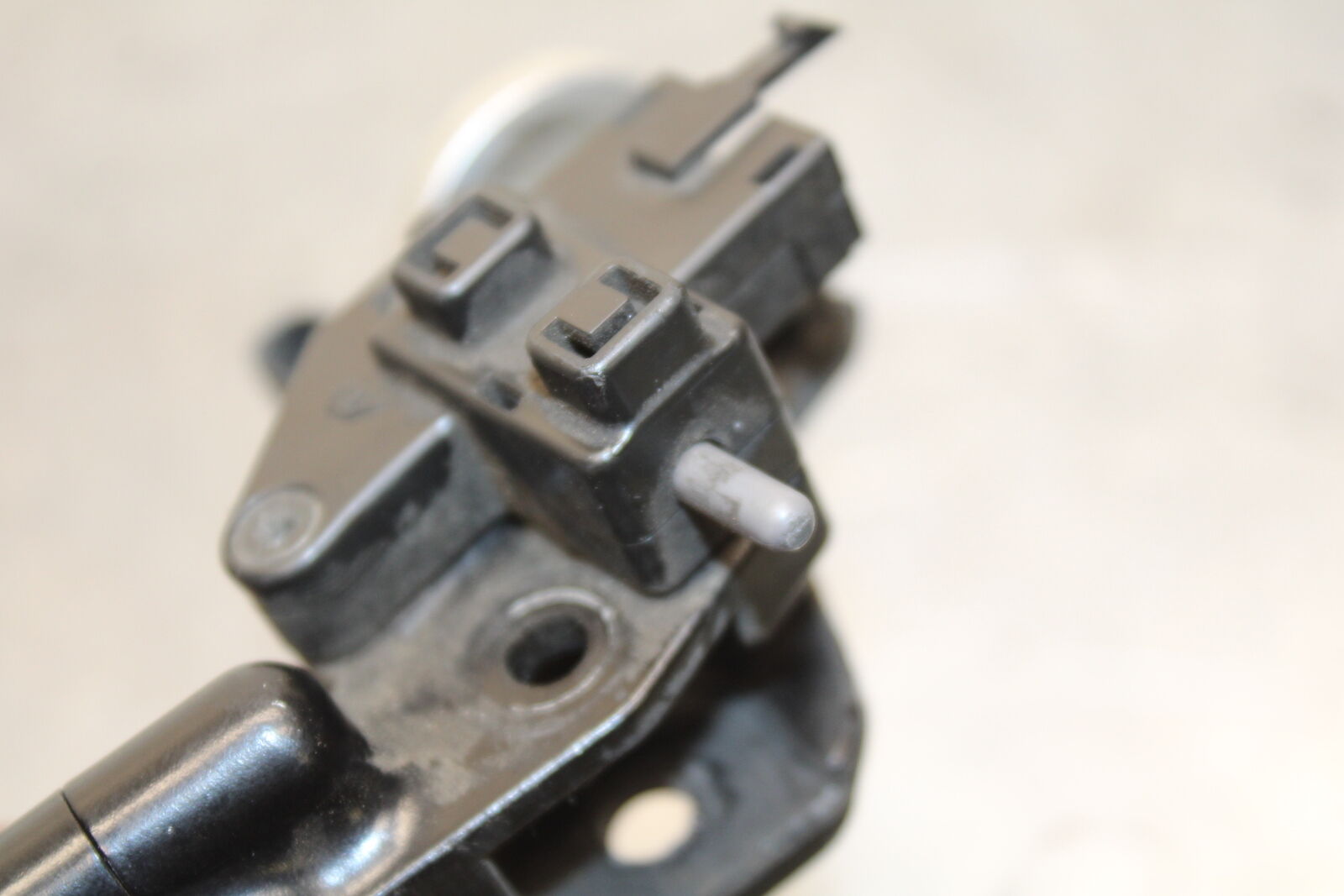 13-18 KAWASAKI NINJA ZX6R CLUTCH LEVER PERCH MOUNT BRACKET BB682