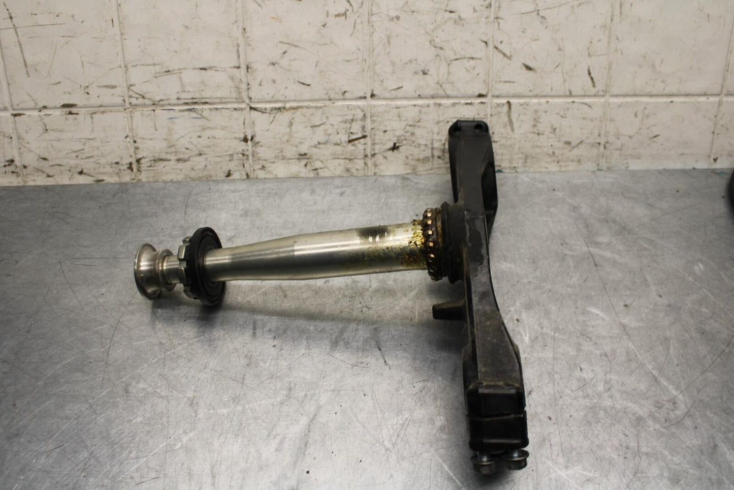 2000 Kawasaki Ninja ZX12R ZX1200A FRONT FORKS CLAMP LOWER TRIPLE TREE STEM BB565