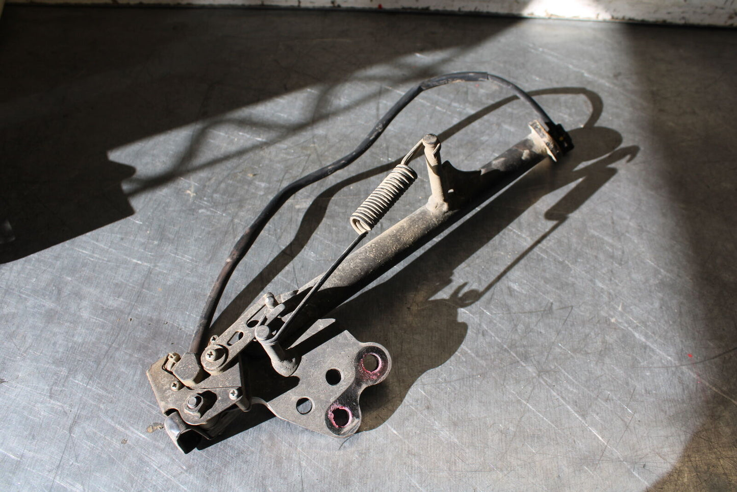 19-22 KAWASAKI Z400 KICKSTAND SIDE KICK STAND BB708