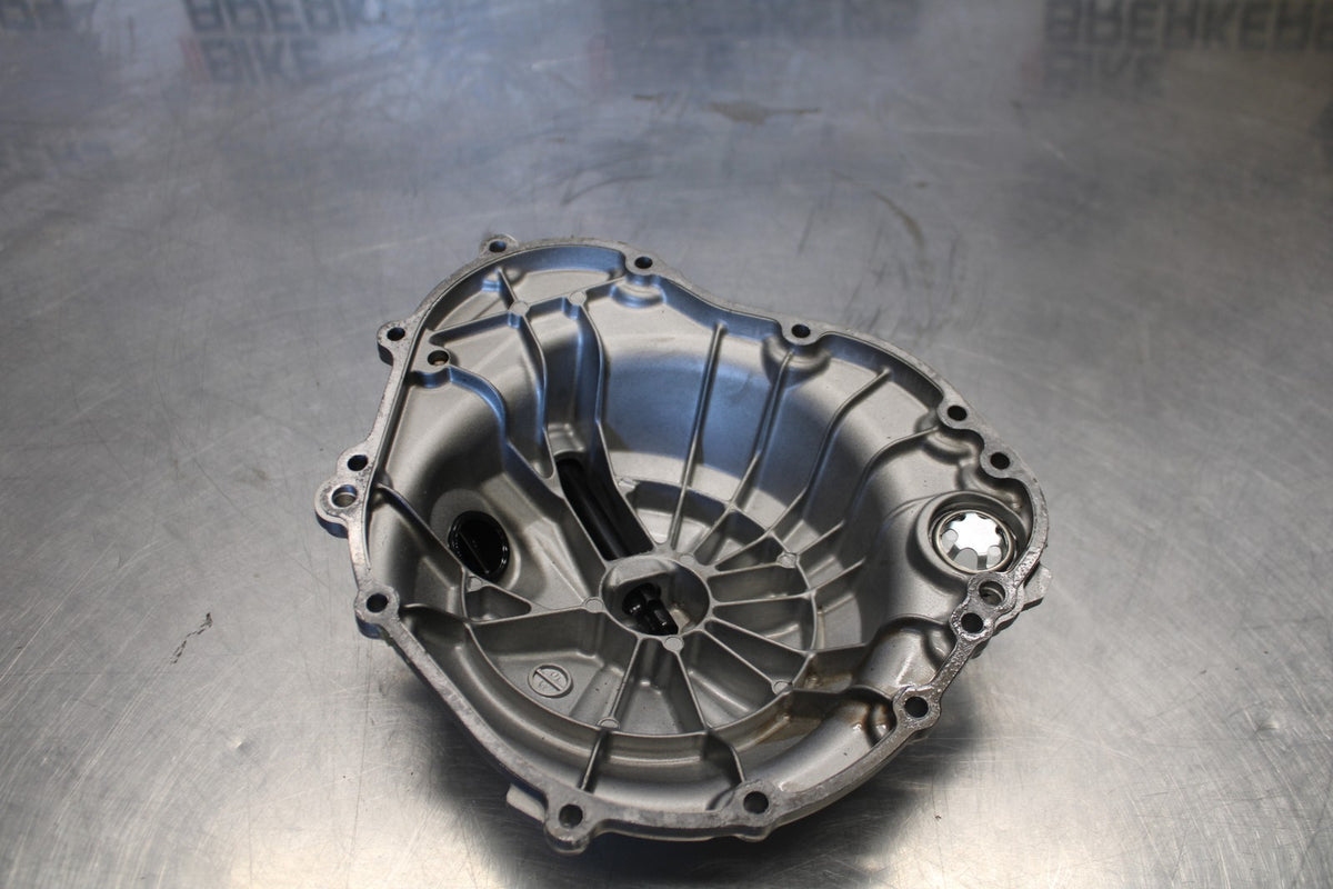 20-22 KAWASAKI NINJA ZX6R CLUTCH SIDE ENGINE MOTOR COVER BB884