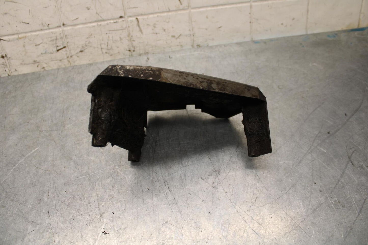 2006 Suzuki SV650S ENGINE SPROCKET COVER BB65