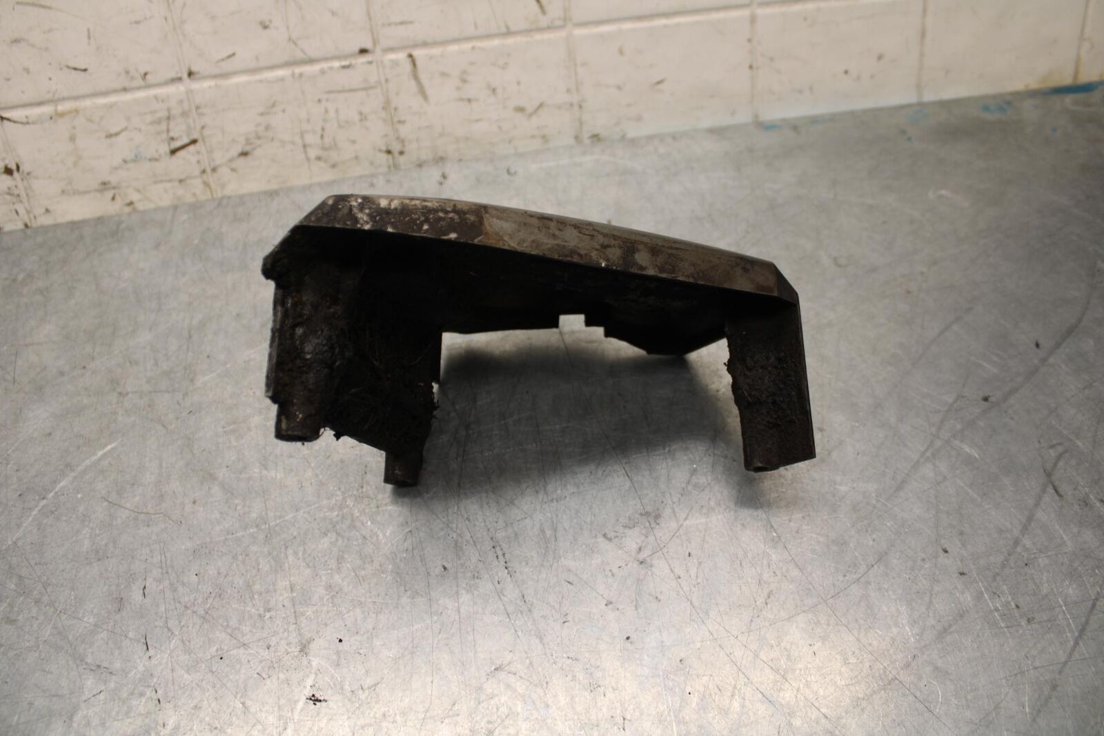 2006 Suzuki SV650S ENGINE SPROCKET COVER BB65
