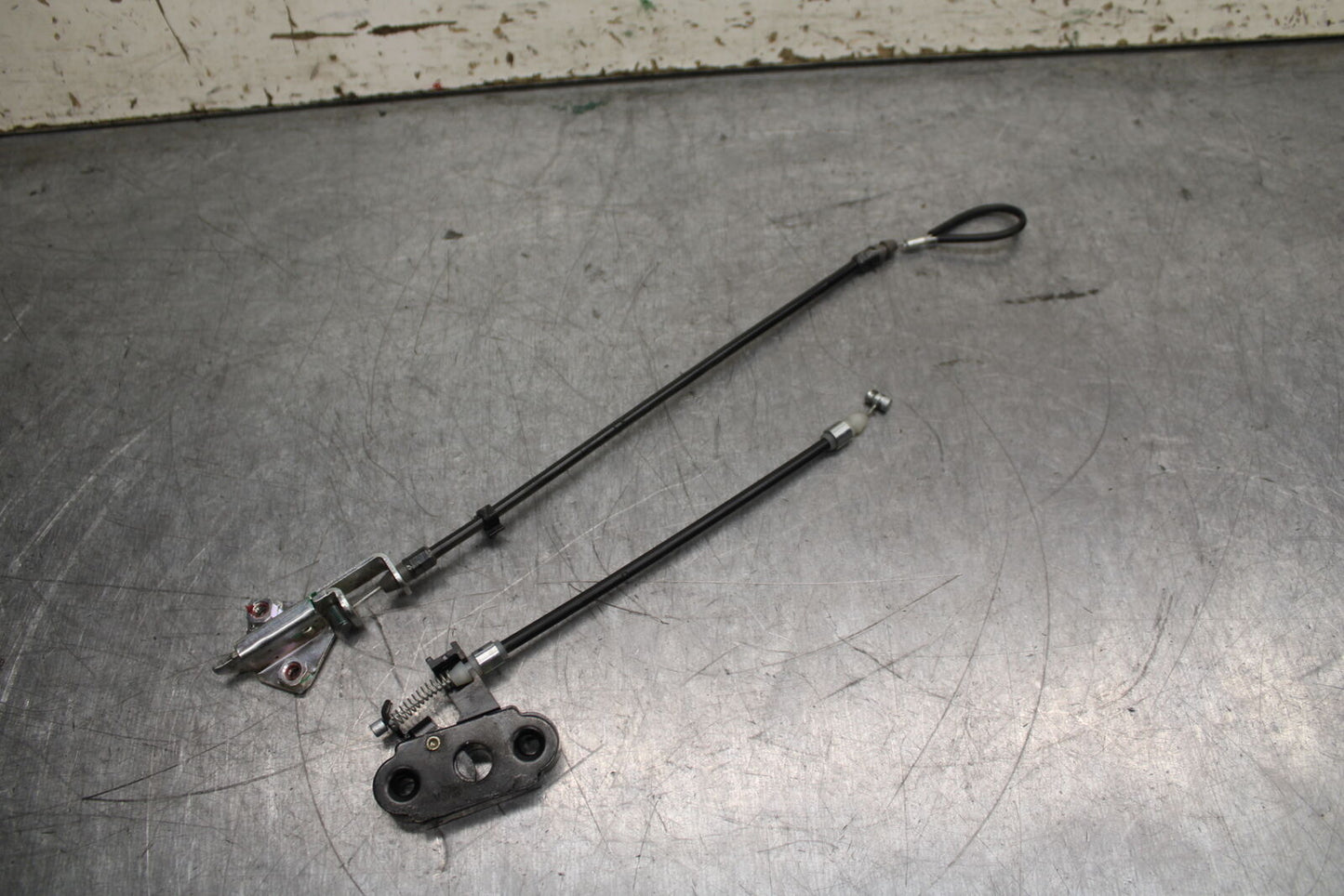 18-23 KAWASAKI NINJA 400 EX400 ABS REAR PASSENGER SEAT LATCH LOCK ASSEMBLY BB747