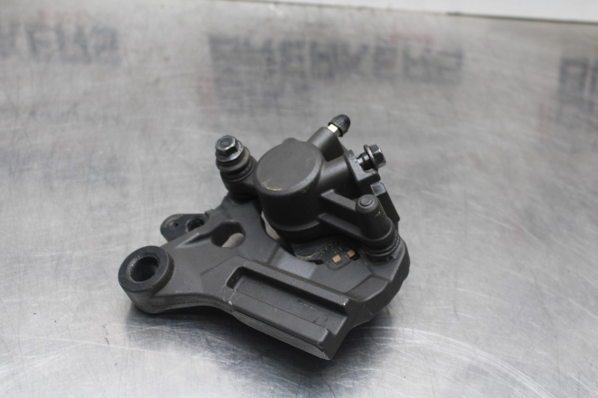 17-18 YAMAHA YZF R3 REAR BACK BRAKE CALIPER W MOUNT BRACKET BB788