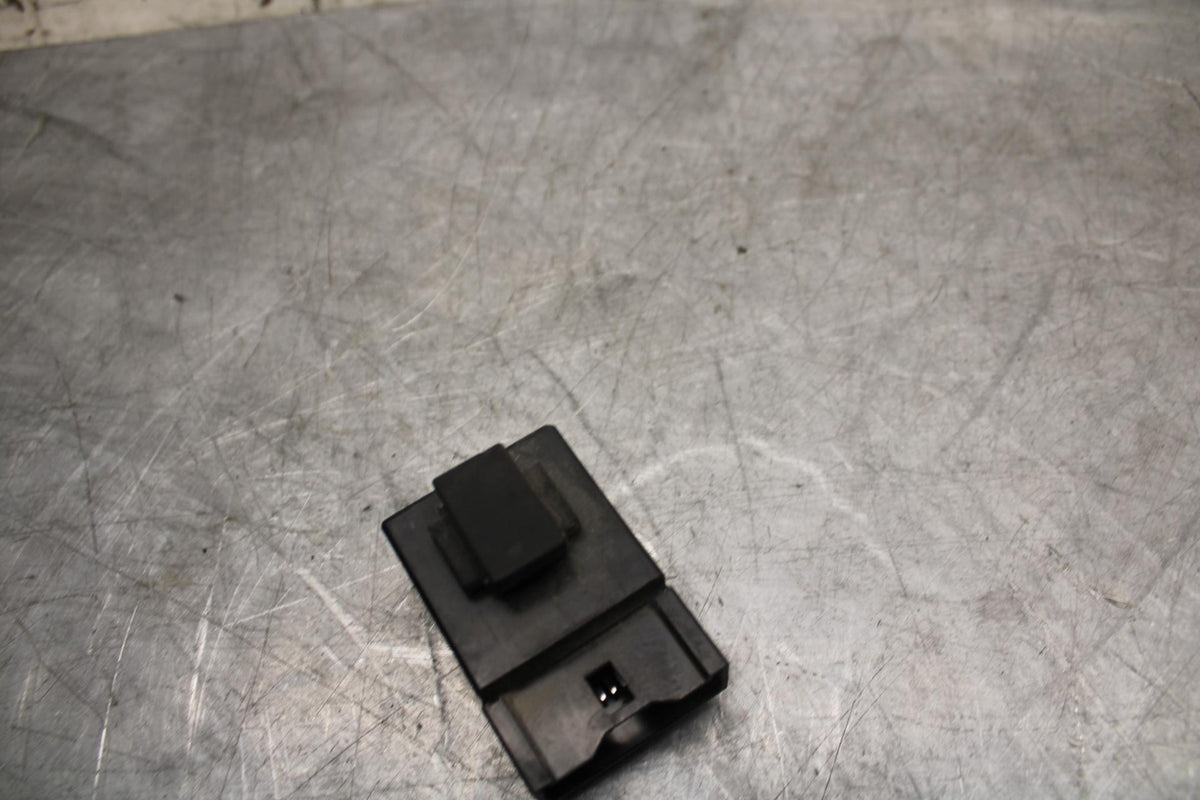 2016 Yamaha XSR900 ABS RELAY FUEL PUMP BB516
