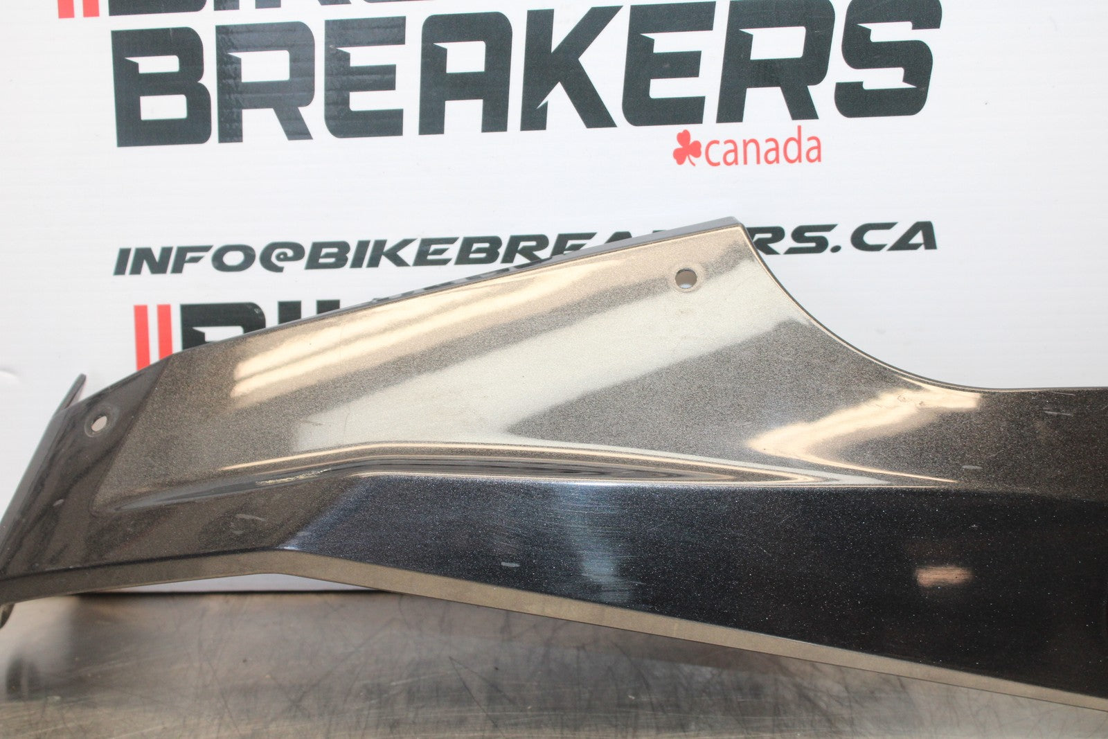 18-23 KAWASAKI NINJA 400 EX400 ABS LEFT LOWER BOTTOM BELLY SIDE FAIRING BB192