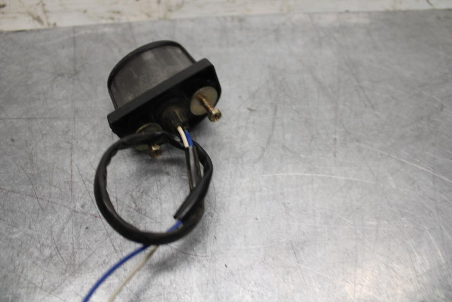 03-06 KAWASAKI Z1000 LICENSE PLATE LIGHT BB487